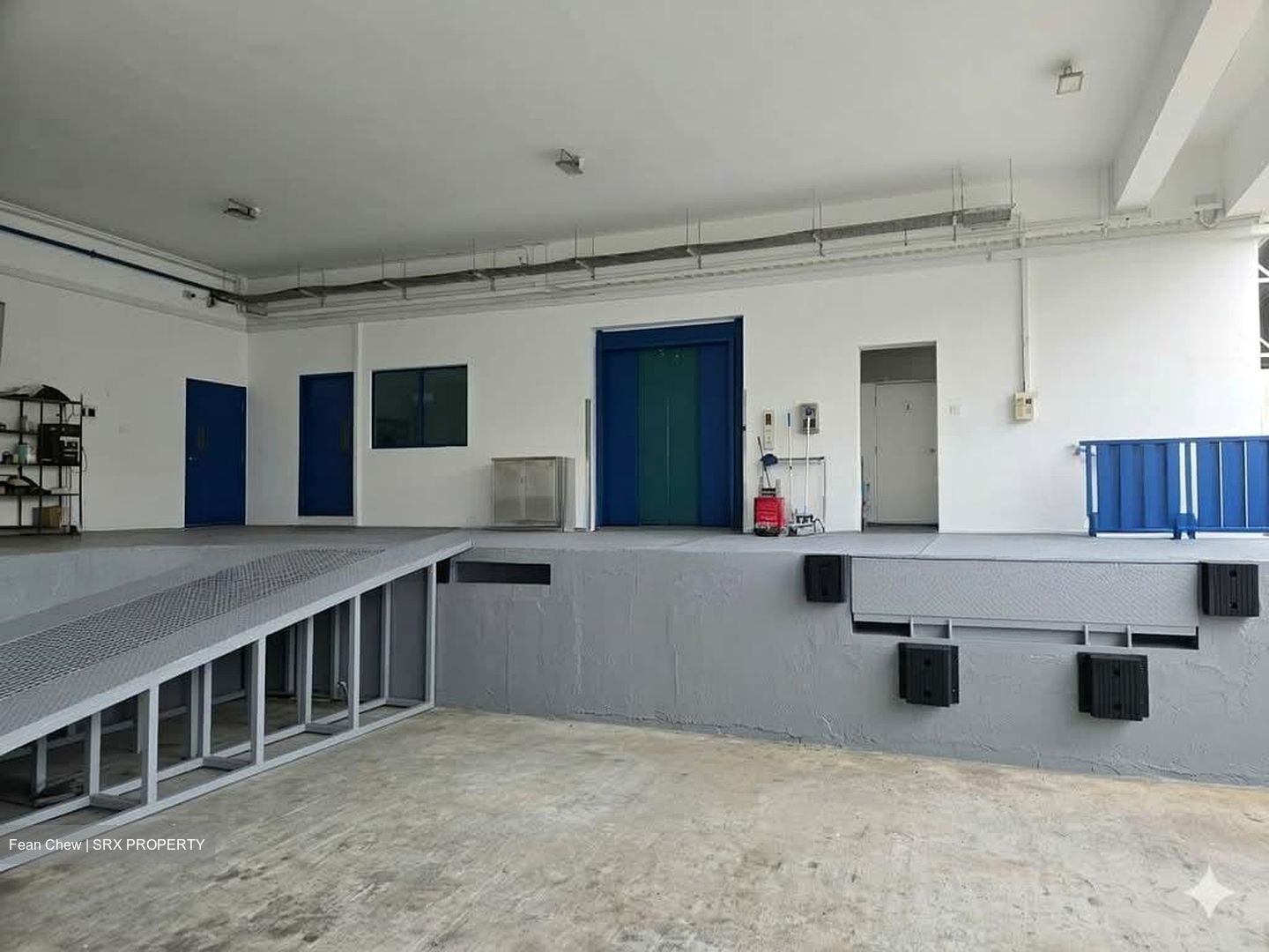Gul Circle Mrt Station (EW30) (D22), Factory #534719701